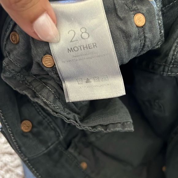 MOTHER The Insider Crop Step Fray Faded Black - Picture 6 of 13